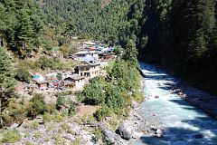 Lukla To Namche Bazaar 21 Jorsale Beside Dudh Kosi